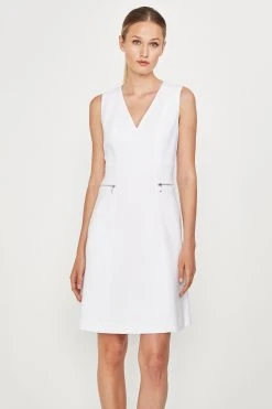 Elie Tahari Paisley Dress Dresses & Jumpsuits 17 Elie Tahari Paisley Dress Dresses & Jumpsuits