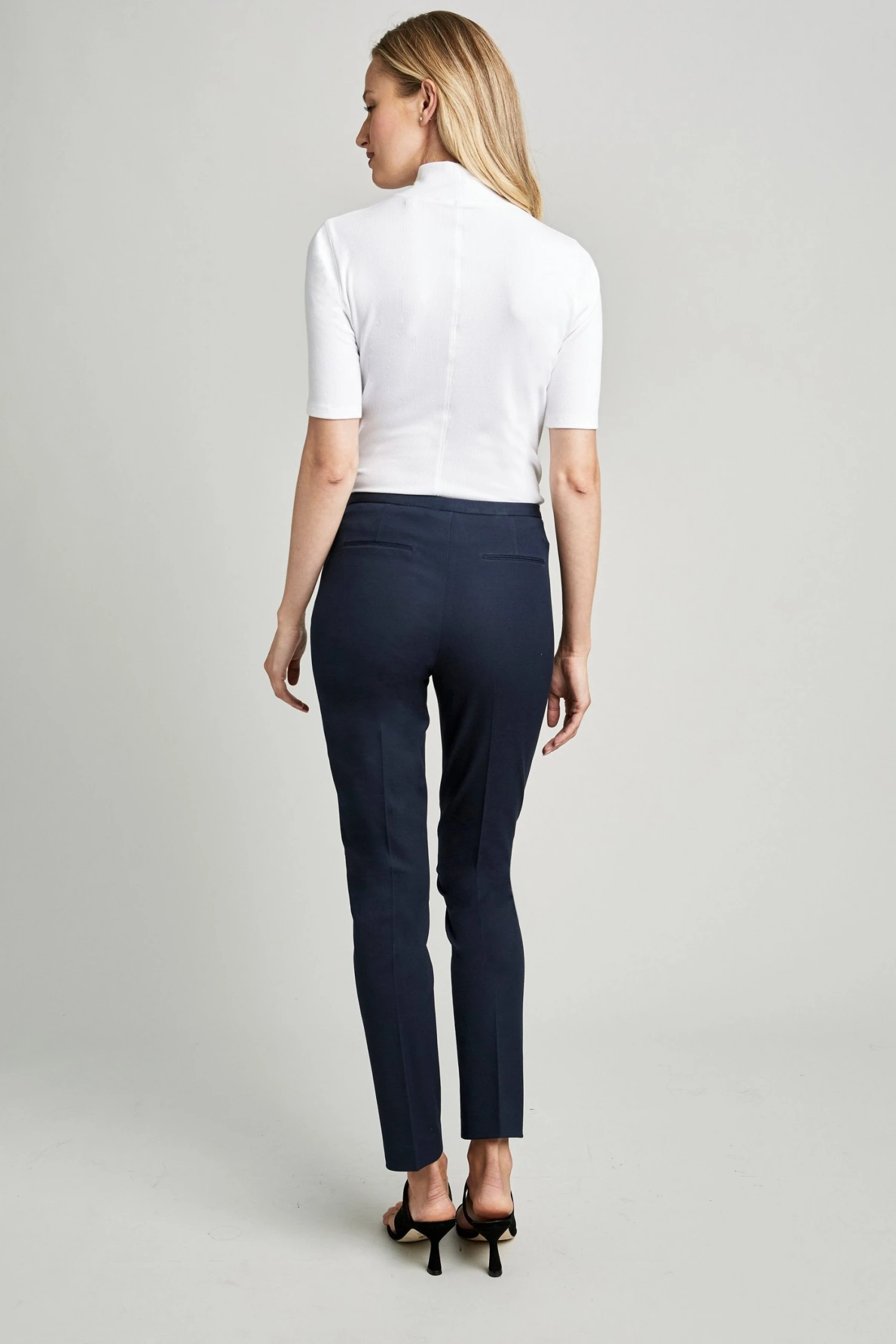Elie Tahari Pants Jillian Straight-Leg Pant 6 Elie Tahari Pants Jillian Straight-Leg Pant