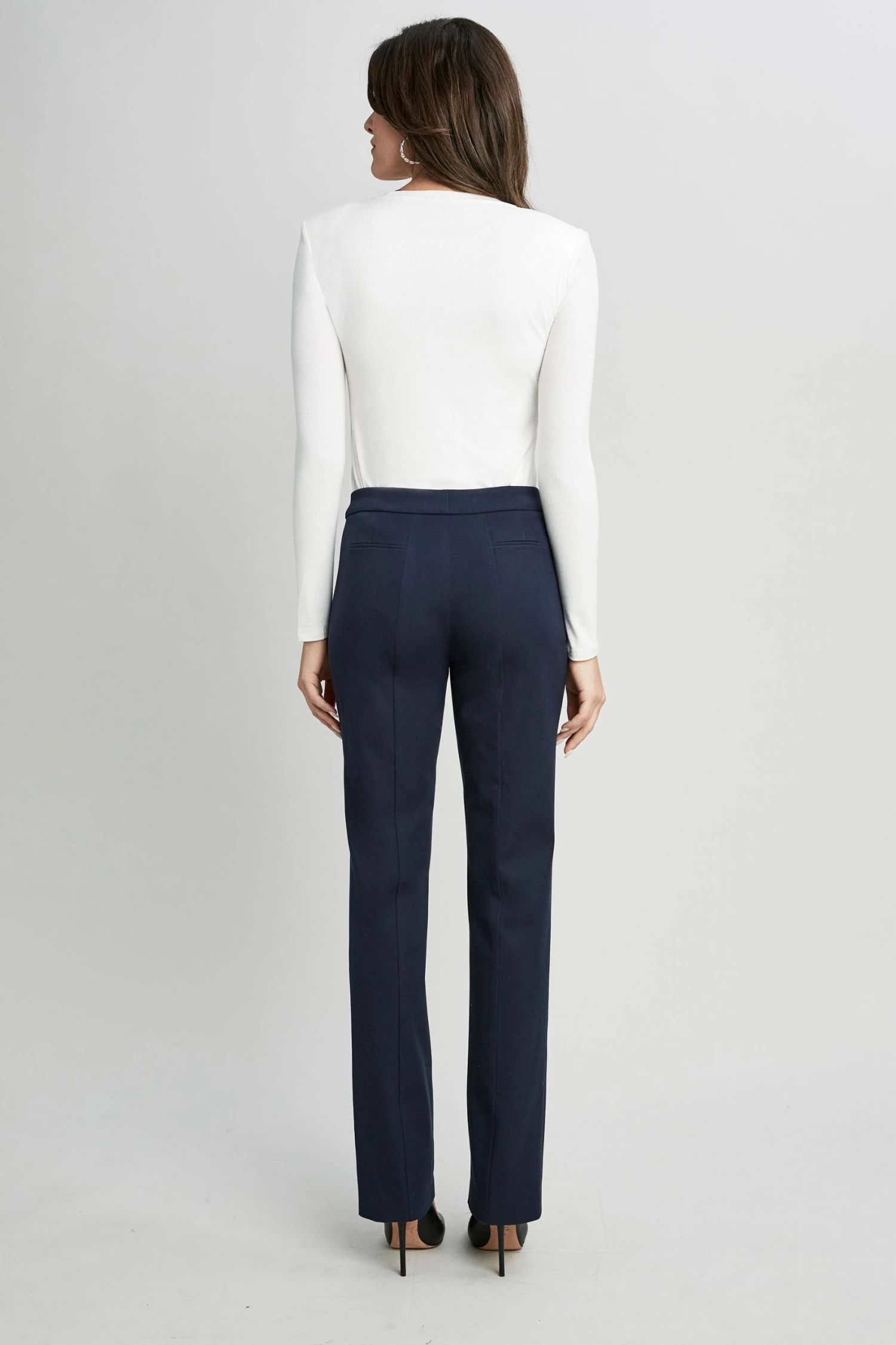 Elie Tahari Slim Leg Pant Pants 4 Elie Tahari Slim Leg Pant Pants
