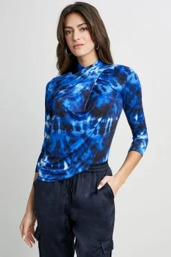 Elie Tahari Knits Shibori Twist Knit