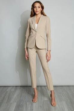 Elie Tahari Slim Fit Blazer