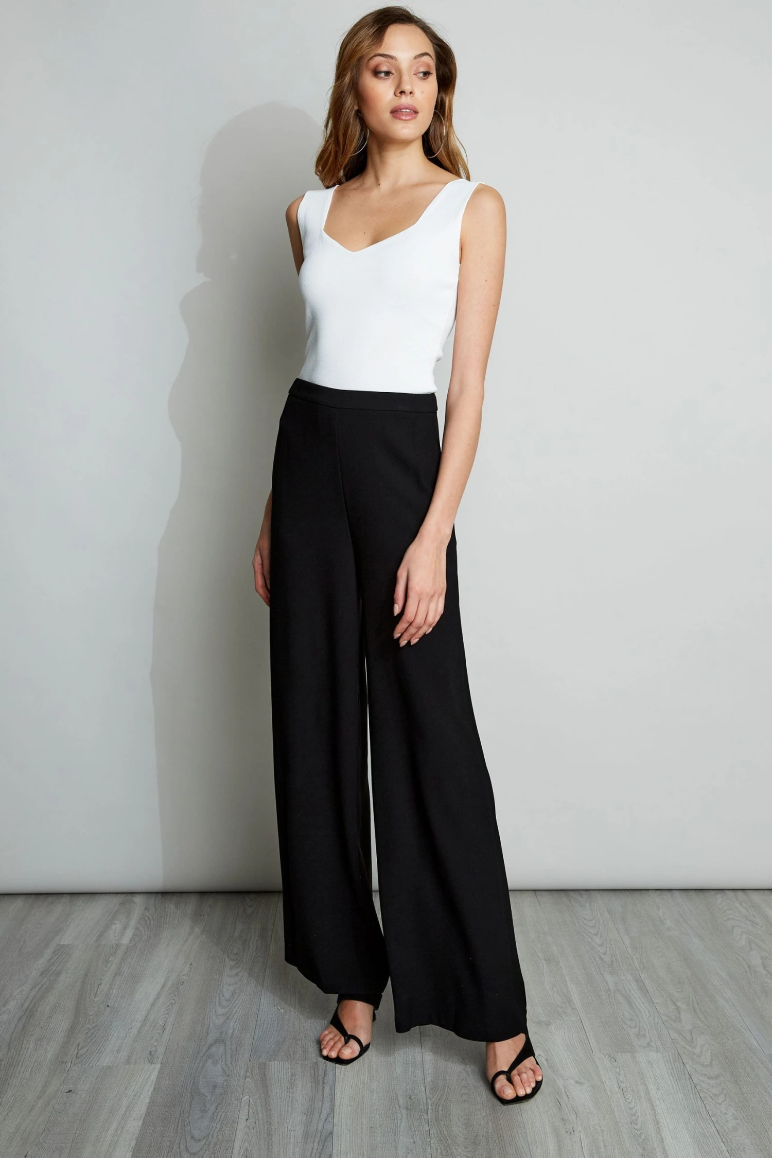 Elie Tahari Wide Leg Crepe Pant 5 Elie Tahari Wide Leg Crepe Pant