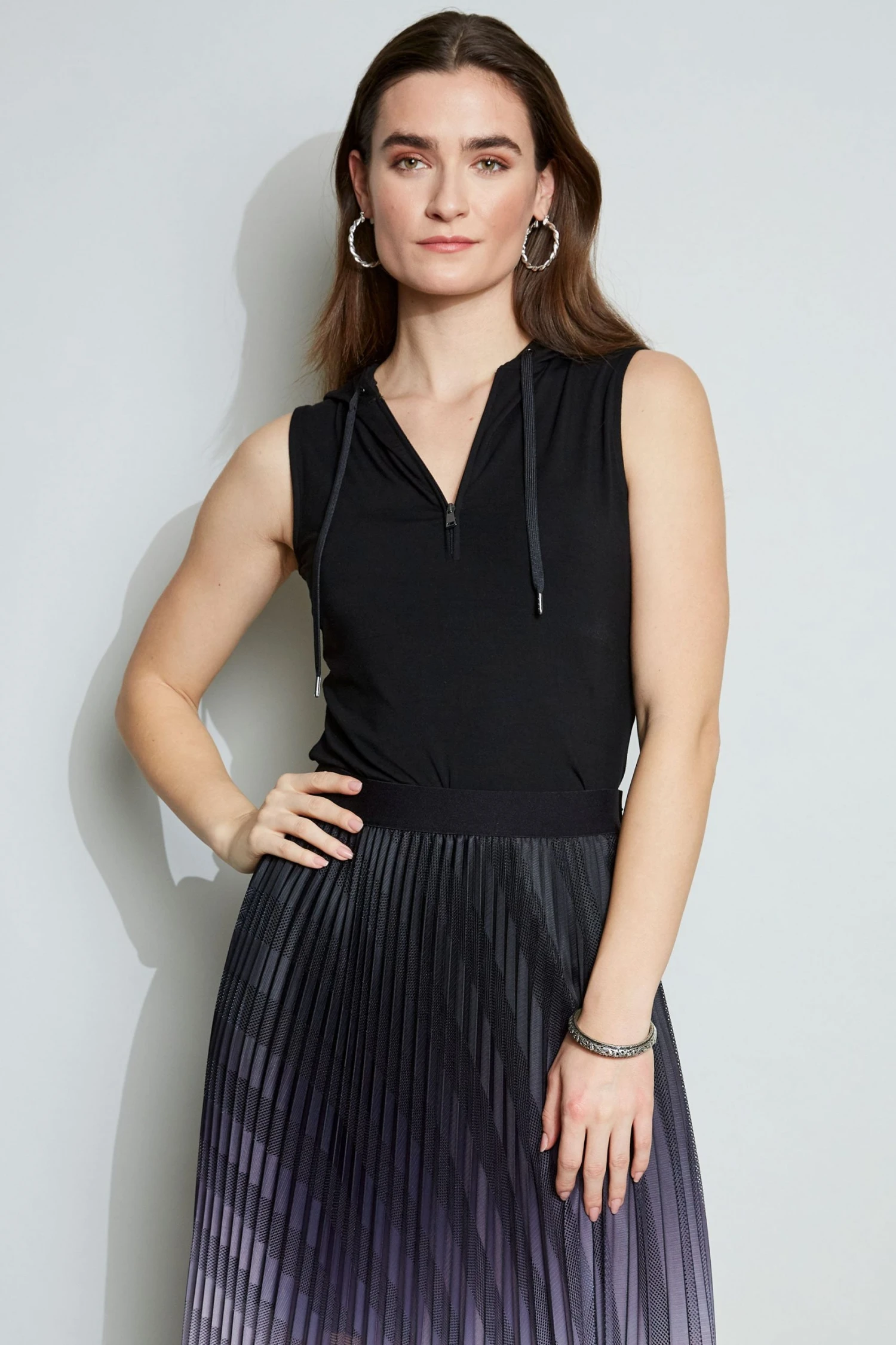 Elie Tahari Sleeveless Hoodie Knits 3 Elie Tahari Sleeveless Hoodie Knits