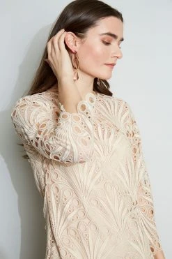 Elie Tahari Scallop Lace Dress Dresses & Jumpsuits