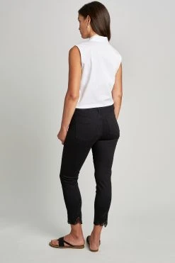 Elie Tahari Embroidered Jeans Pants