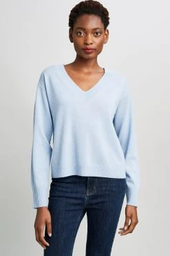 Elie Tahari Sweaters V-Neck Cashmere Sweater