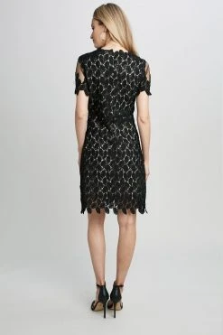 Elie Tahari Dresses & Jumpsuits Lace Cocktail Dress 13 Elie Tahari Dresses & Jumpsuits Lace Cocktail Dress