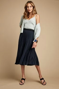 Republic Merino Wool Vneck Sleeveless Tank Sweater 9 Republic Merino Wool Vneck Sleeveless Tank Sweater